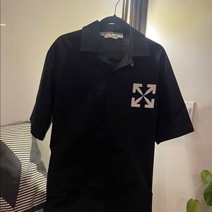 Off-White Black Shirt with White Arrow Motif